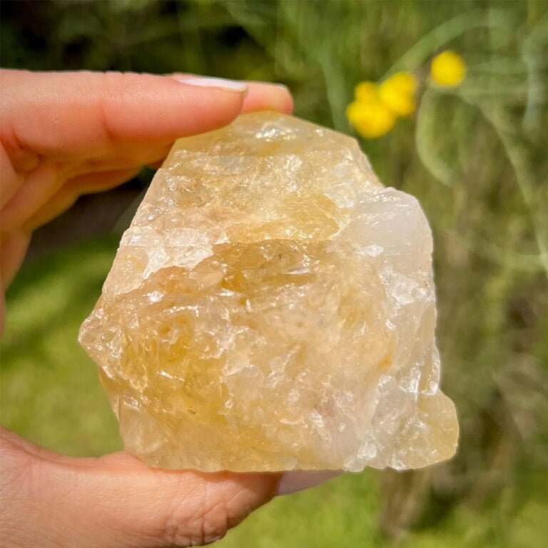 Piedra Citrino: Propiedades, Usos y Abundancia Energética