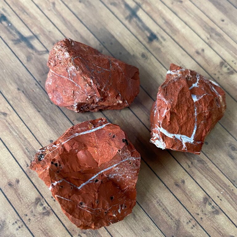 Piedra Jaspe Rojo: Propiedades, Usos y Fortaleza Interior
