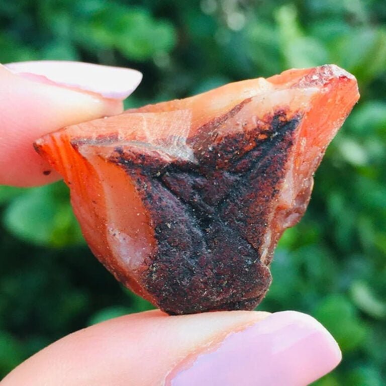 Piedra Cornalina: Propiedades, Usos y Energía Vital