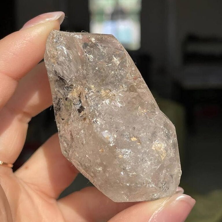 Diamante: Propiedades Espirituales y Energía Pura